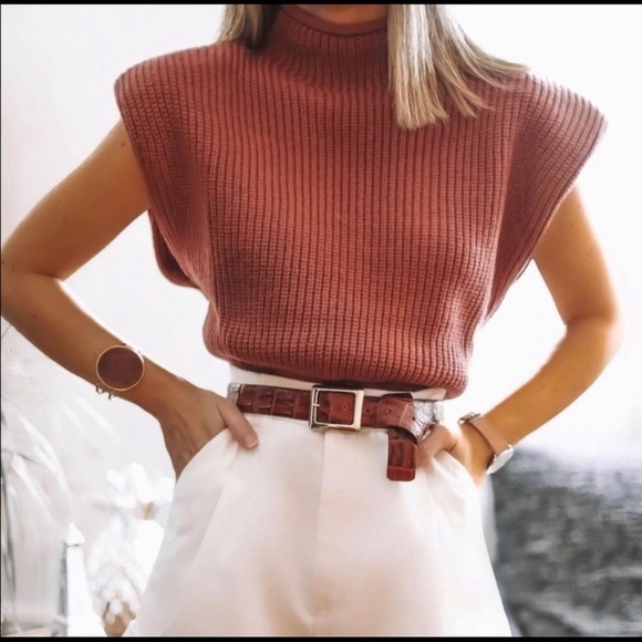 NWT Zara shoulder pad knit top - Picture 3 of 16